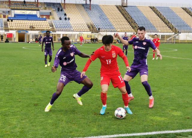 重回萨格勒布拉练三个月 国奥队一日两练等待增援