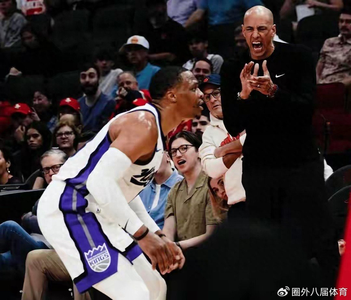 开云APP-失传已久的NBA绝学让威少学回来了！威少之后还后继有人吗？|拉塞尔·威斯布鲁克|金鸡独立|国王|火箭|拉塞尔-威斯布鲁克_新浪体育_新浪新闻